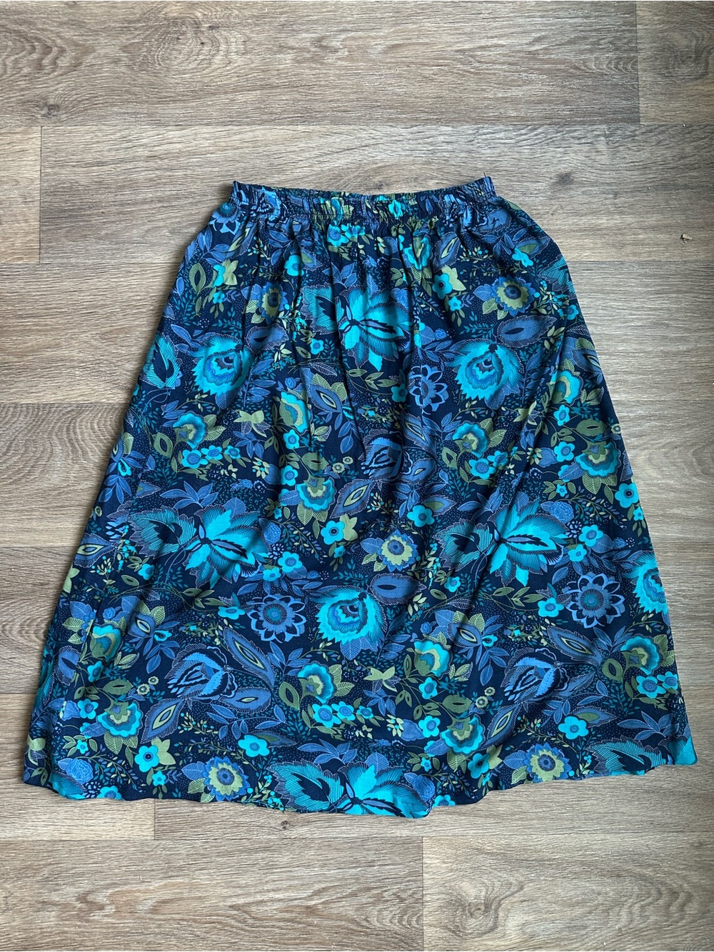 Vintage Nikki Blue Floral Midi Skirt S Elastic Waist Cottagecore Flowy